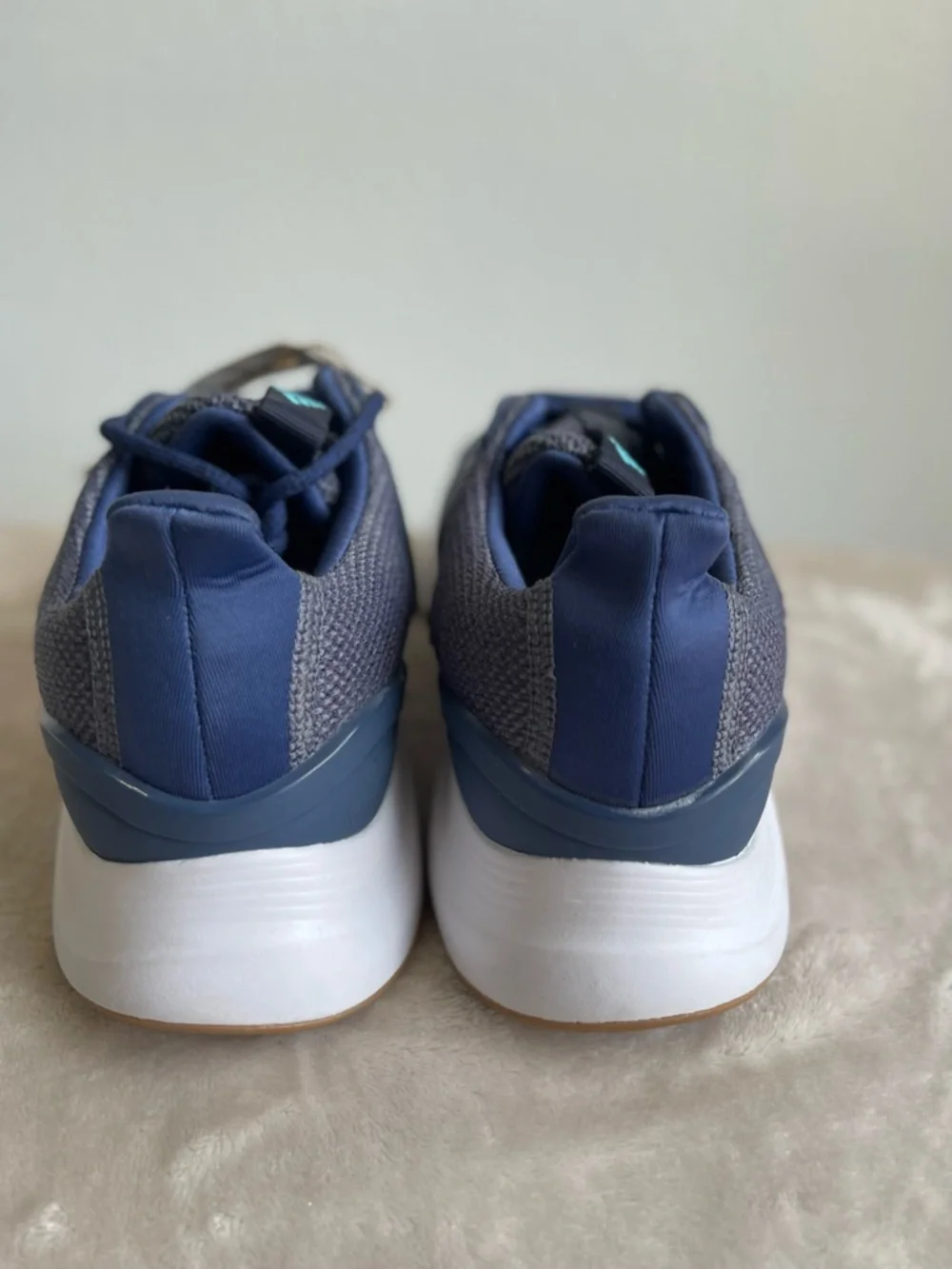 Adidas Men’s Navy Shades of Blue Athletic Sneakers‎ Size 9.5 NWT